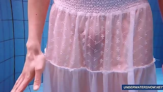 Amazing muted underwatershow by Marketa